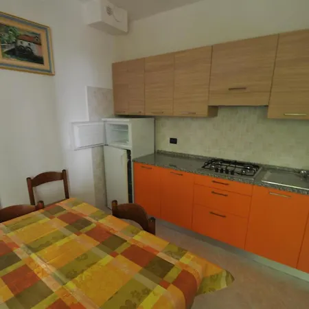Angela Apartman *