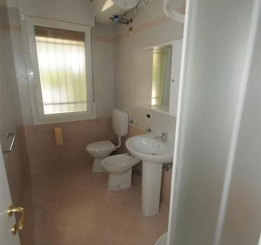 Angela 公寓 比比翁